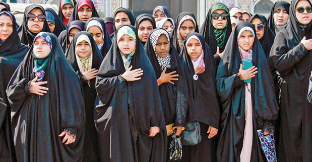 هیئت‌های دانش‌آموزی مهمان حرم رضوی