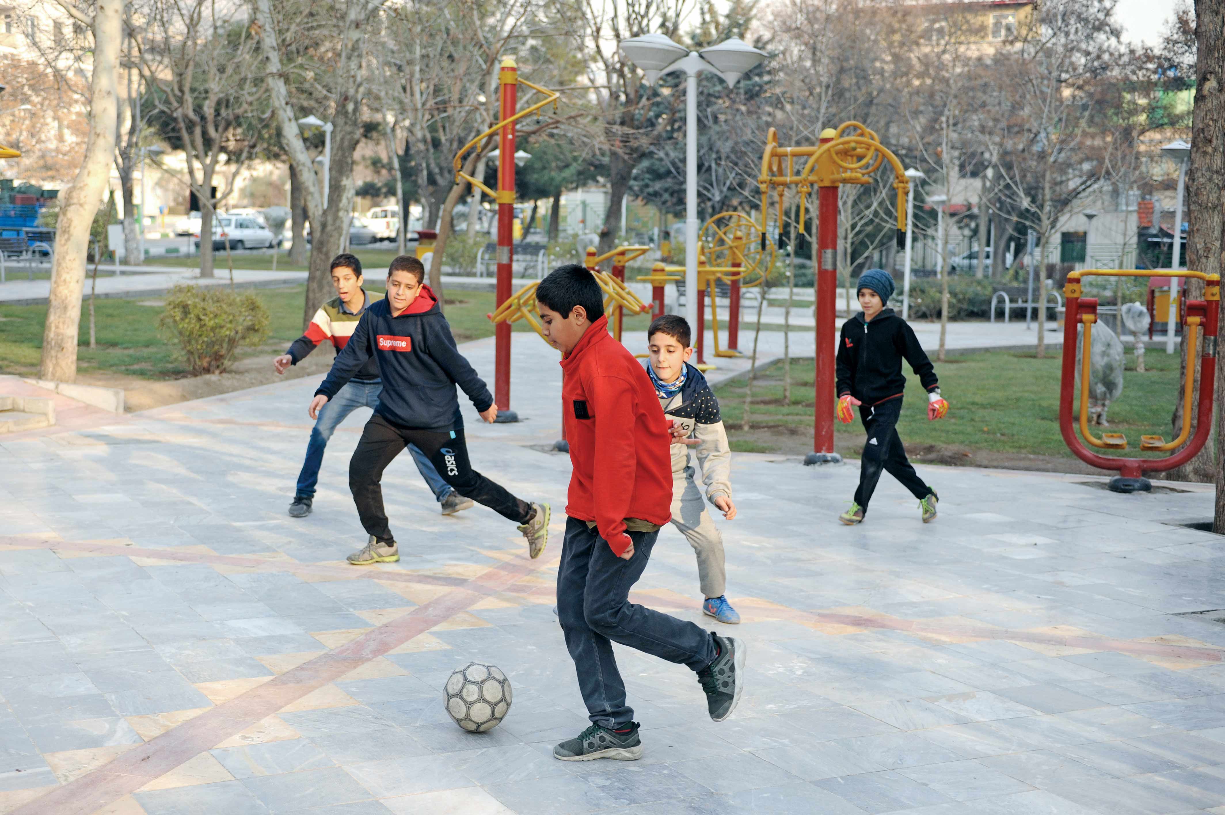 سرخ‌های پایتخت