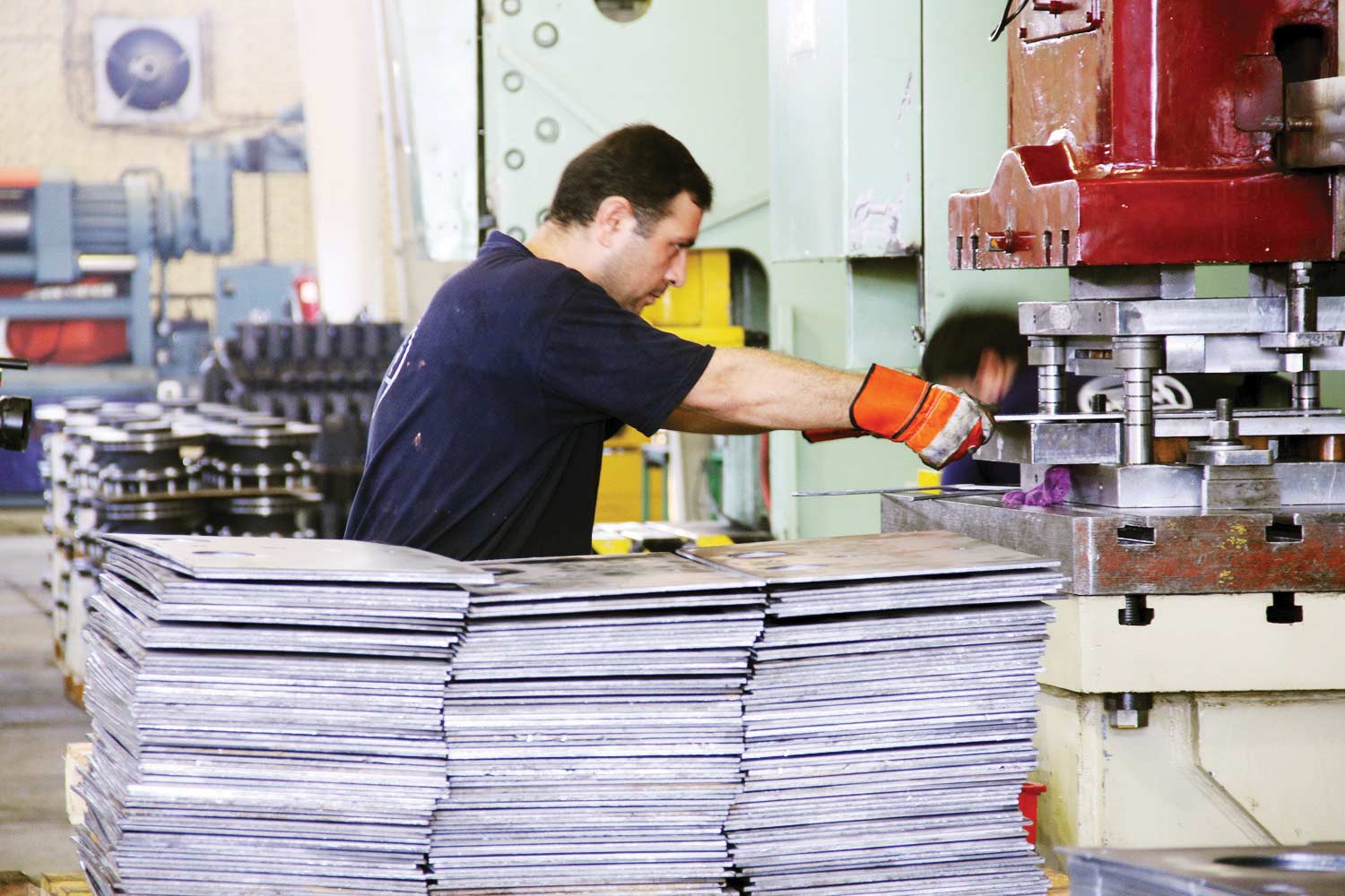 مردمی‌سازی‌ اقتصاد