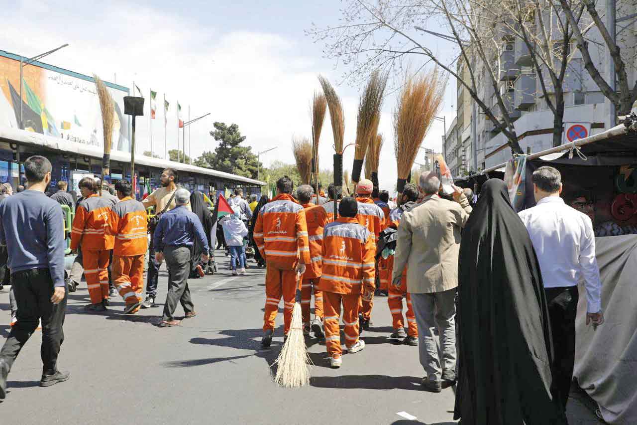 نظافت مسیر راهپیمایی روز قدس
