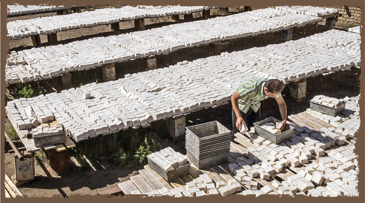 صابونی که به تن همه خورده است!