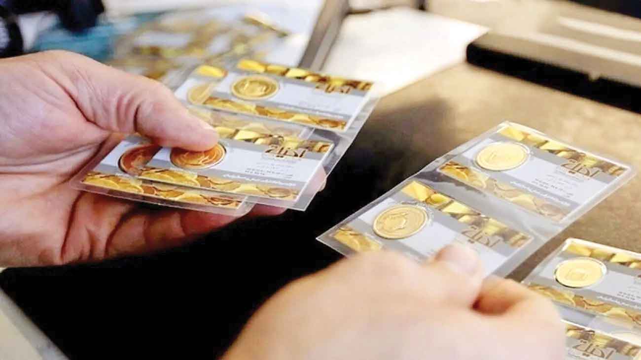 گفت‌وگوی همشهری با منصور نامداری زندی کارشناس طلا و جواهرات درباره چگونگی تشخیص سکه و طلای اصل