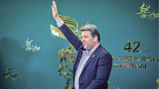 خزاعی از سازمان سینمایی نمی‌رود