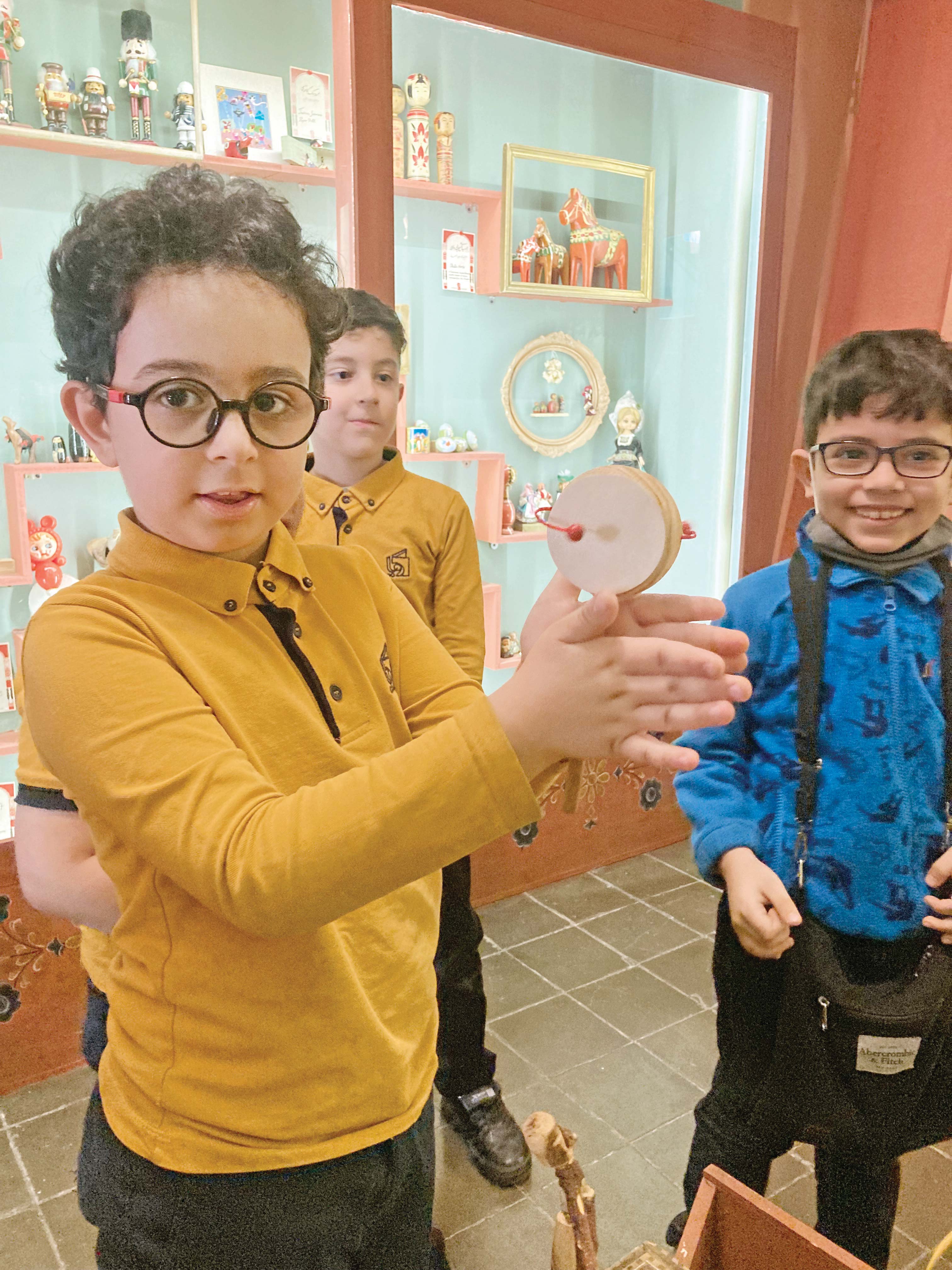 جایی برای طبلک و قارقارک