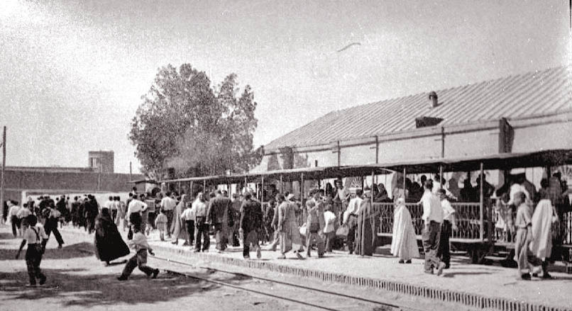 دستفروشی در ماشین دودی مثل مترو