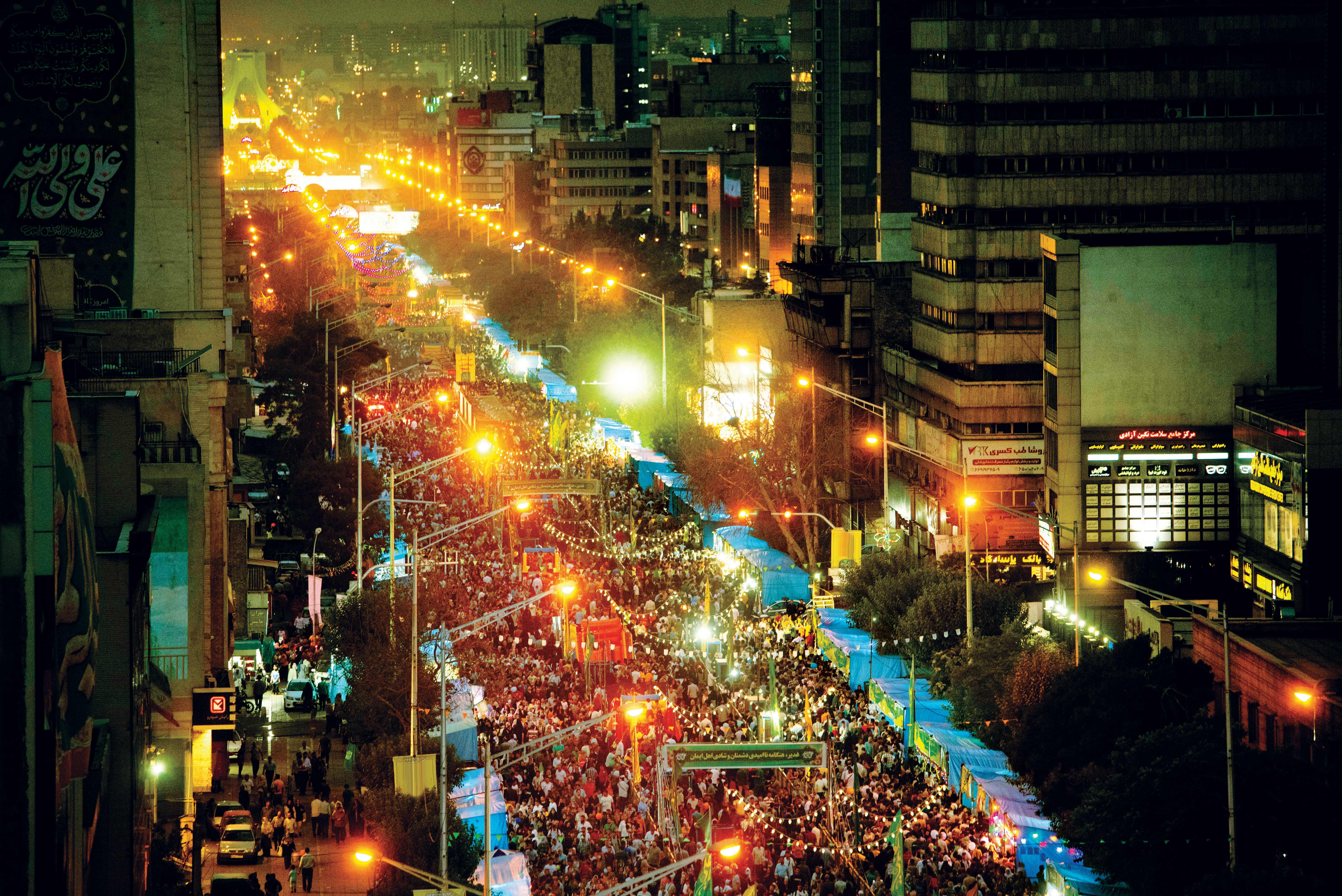 رئیس شورای اسلامی شهر تهران می‌گوید مهمانی ۱۰ کیلومتری غدیر نسل جوان و نوجوان را با سیر تاریخ صدر اسلام آشنا می‌کند