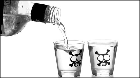 مهم‌ترین نشانه‌های مسمومیت الکلی