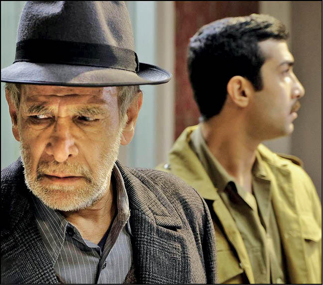 نمایش فصل‌سوم سرزمین مادری