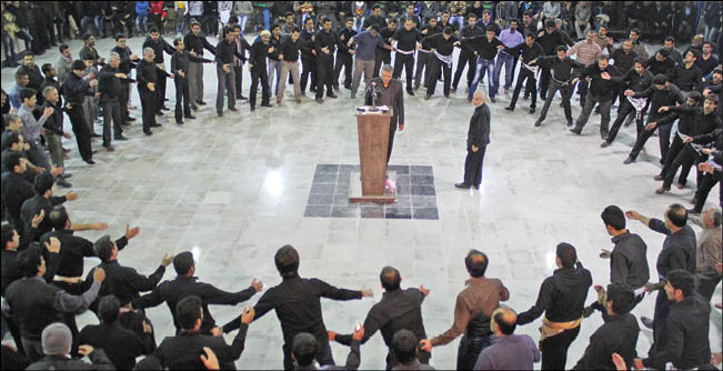 عمّ‌کبارم نوحه‌خوانی خاص ابرکوهی‌ها