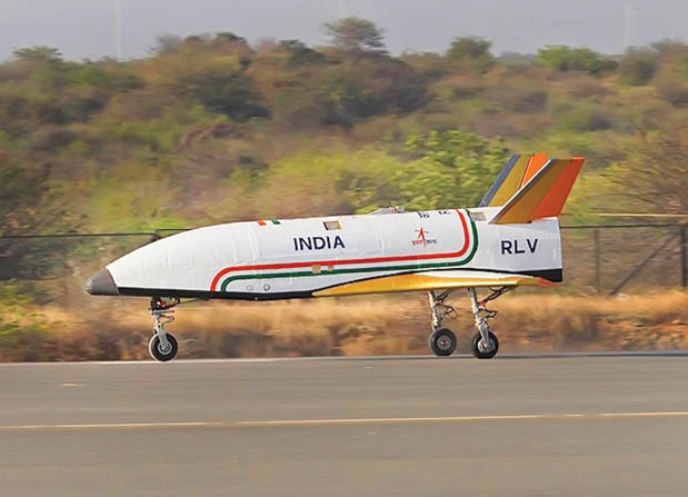 پوشپاک به فضا می‌رود