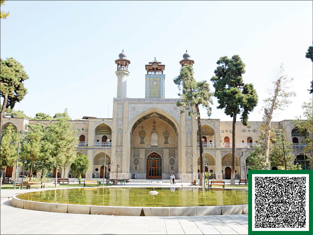 مساجد تاریخی پایگاه مهمی برای مراسم‌ مذهبی محسوب می‌شوند