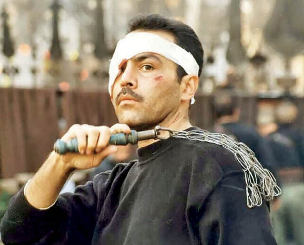 خون و اشک در عزای امام حسین ع‌