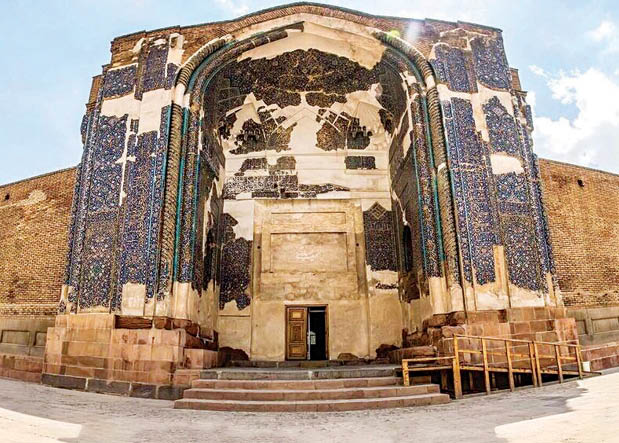 اولین مسجد روی آب خاورمیانه