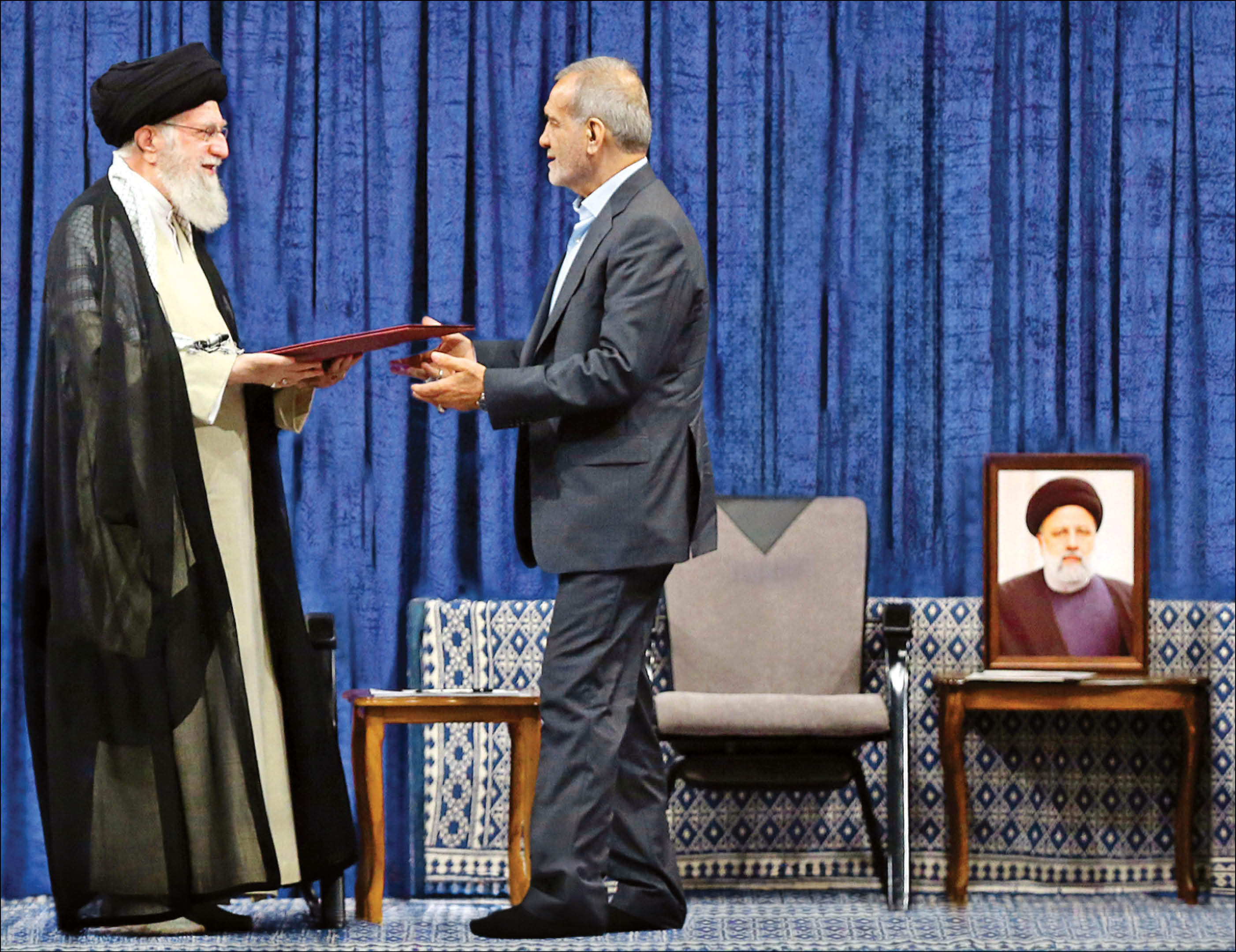 رئیس‌جمهور پس از دریافت حکم تنفیذ: