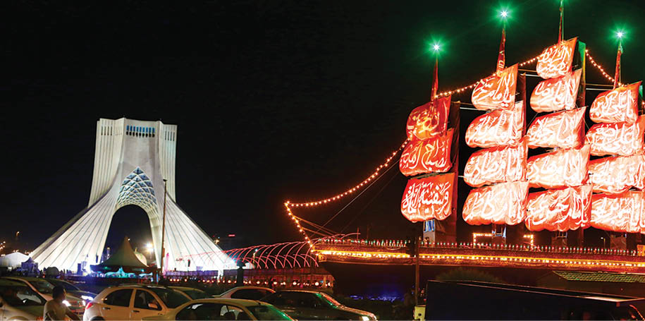 میدان آزادی میزبان رویداد آیینی محرم شهر