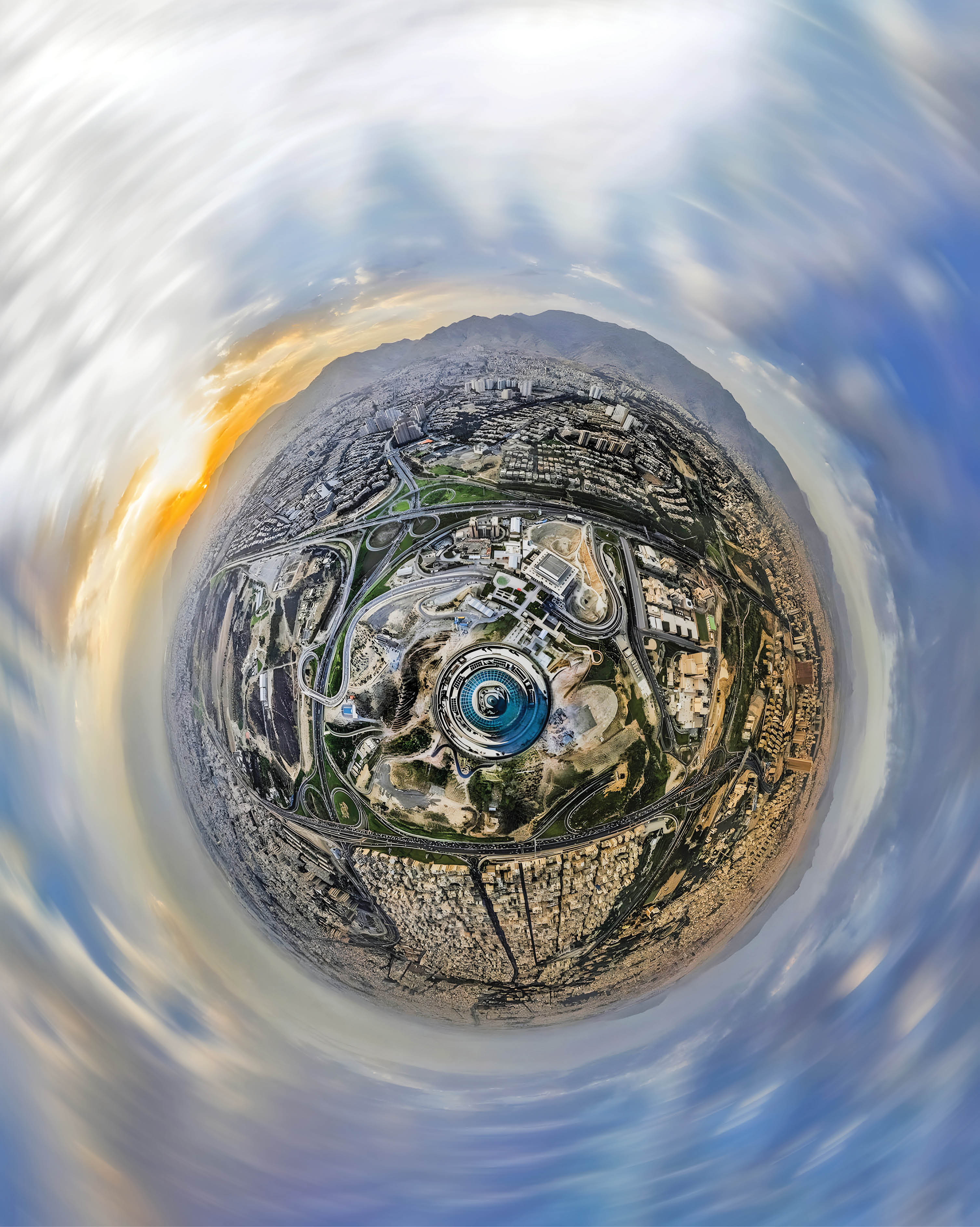 3 اتمی خجالتی