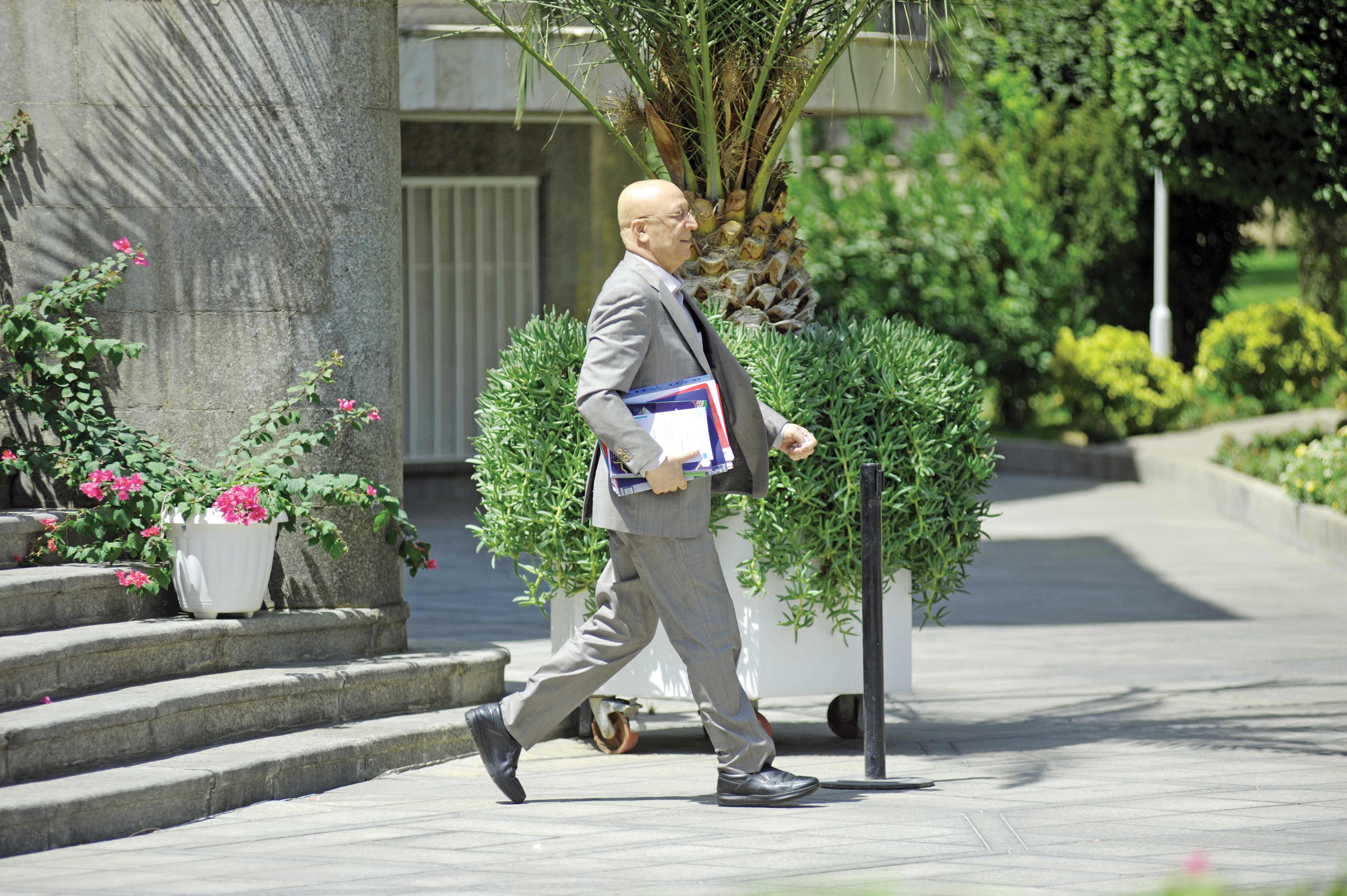 مأموریت های مهم وزارت علوم درگفتوگو با «محمد علی زلفی گل»