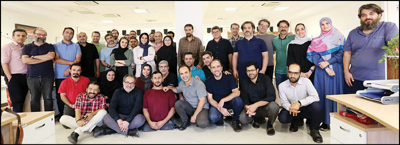 قهرمان اورامان در تحریریه همشهری