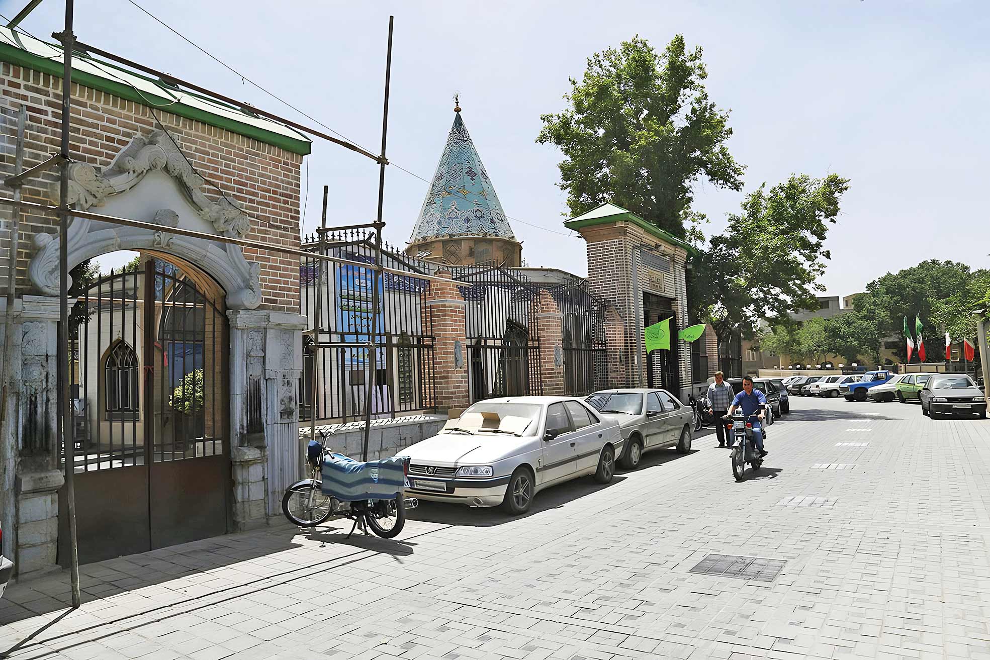 رنگ تازه برای محله امامزاده یحیی ع