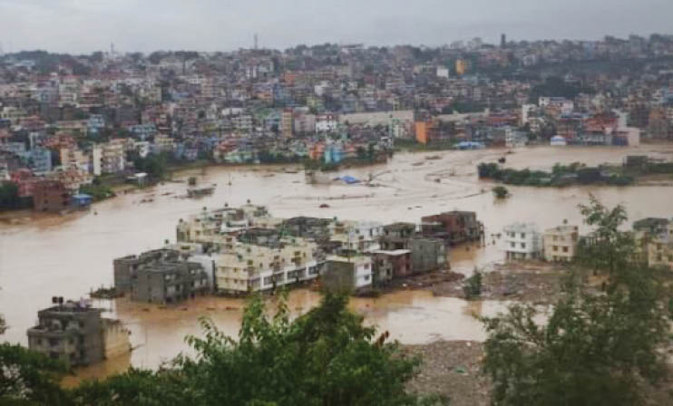 104قربانی در سیل و رانش‌زمین