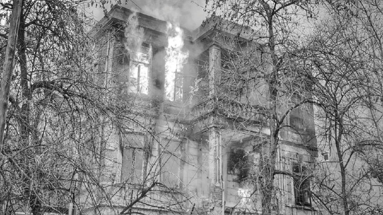 از شکستن دست مأمور تا ۱۳۸ ایستگاه آتش‌نشانی امروزی