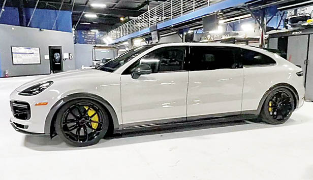 زاکربرگ برای همسرش پورشه طراحی کرد