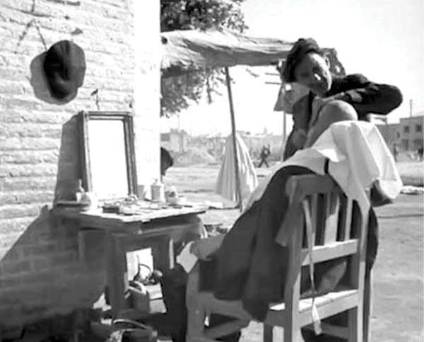 هنرنمایی با شانه و قیچی