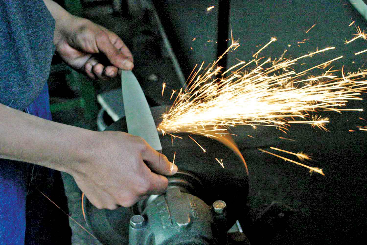 توزیع بدون ریسک و خطر