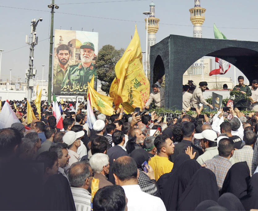 وداع باشکوه مشهدی‌ها با شهید قدس