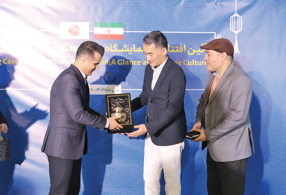 سفر به ژاپن از متروی تهران