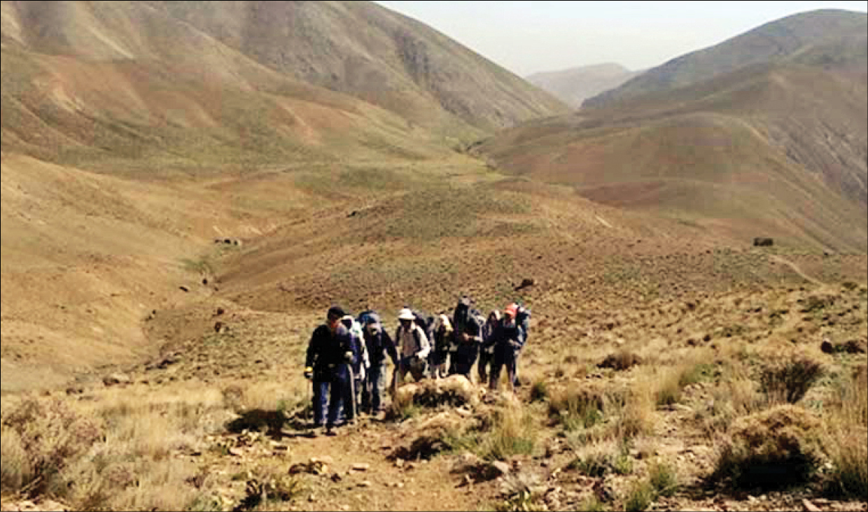 مسیرهای کوهنوردی متعددی در شمال غرب پایتخت وجود دارد