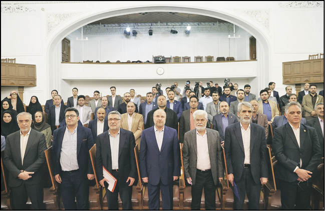 هم‌افزایی دولت و مجلس به نفع مردم