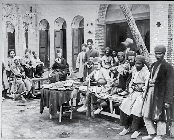 جشن لنگ‌بندان در قهوه‌خانه‌ها و اعطای مقام استادی