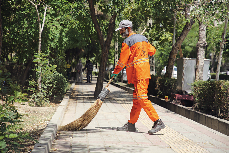 مددجویان، پاکبان می‌شوند