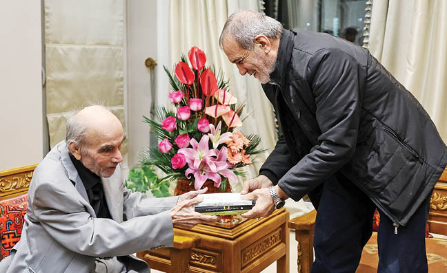 تأکید فیلسوف ایرانی بر اهمیت نظام آموزشی