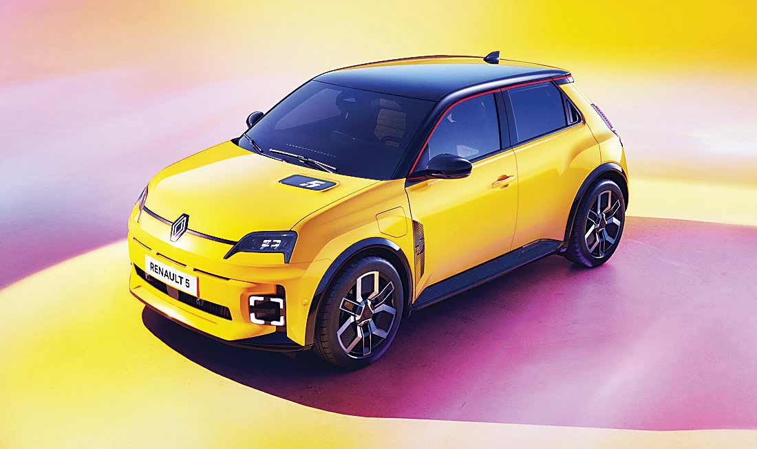 رنو5؛ بهترین خودروی سال2025