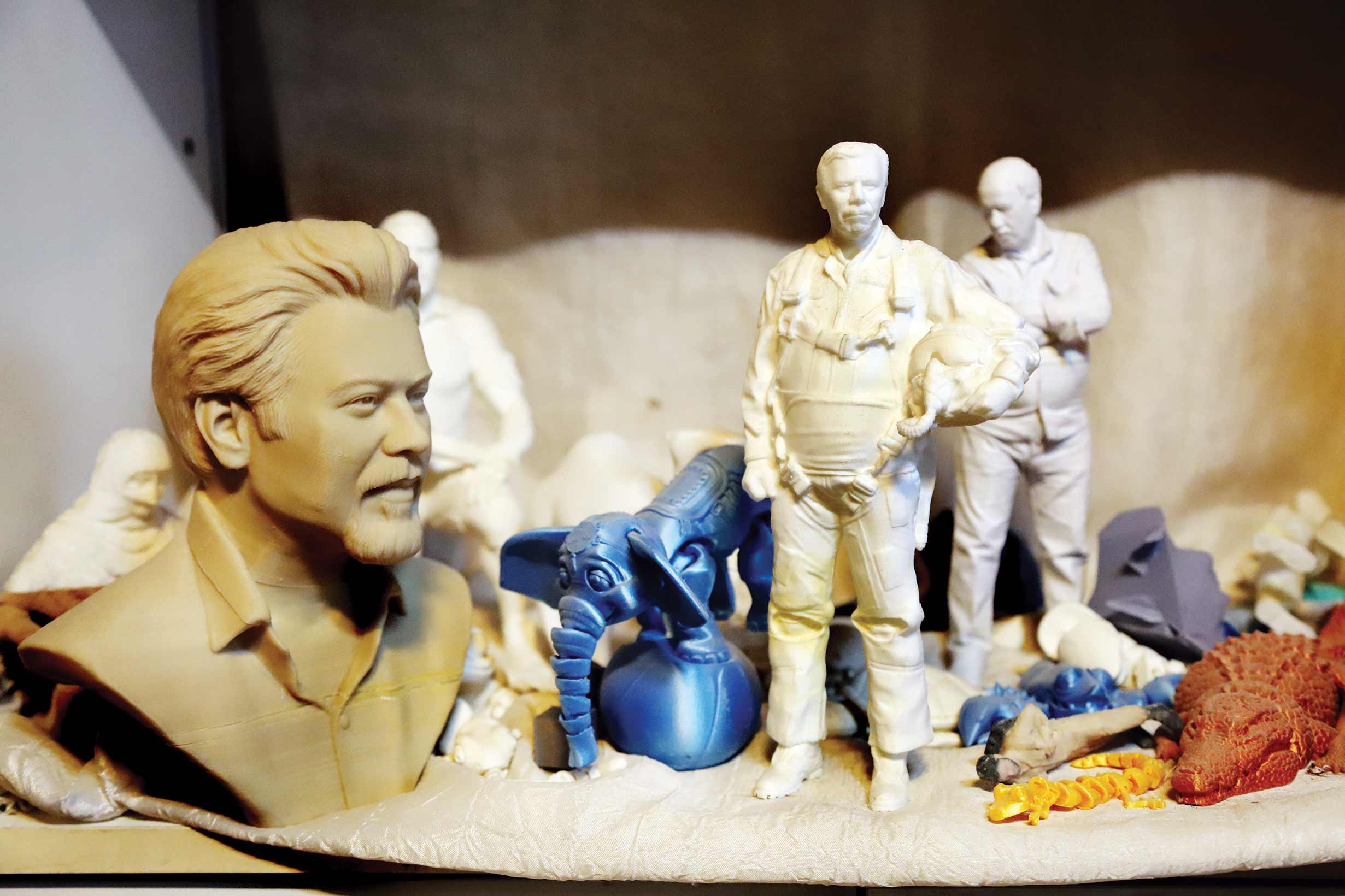 مثل زندانی کار کن