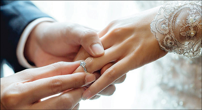 آزادی 3زندانی با پول شب عروسی