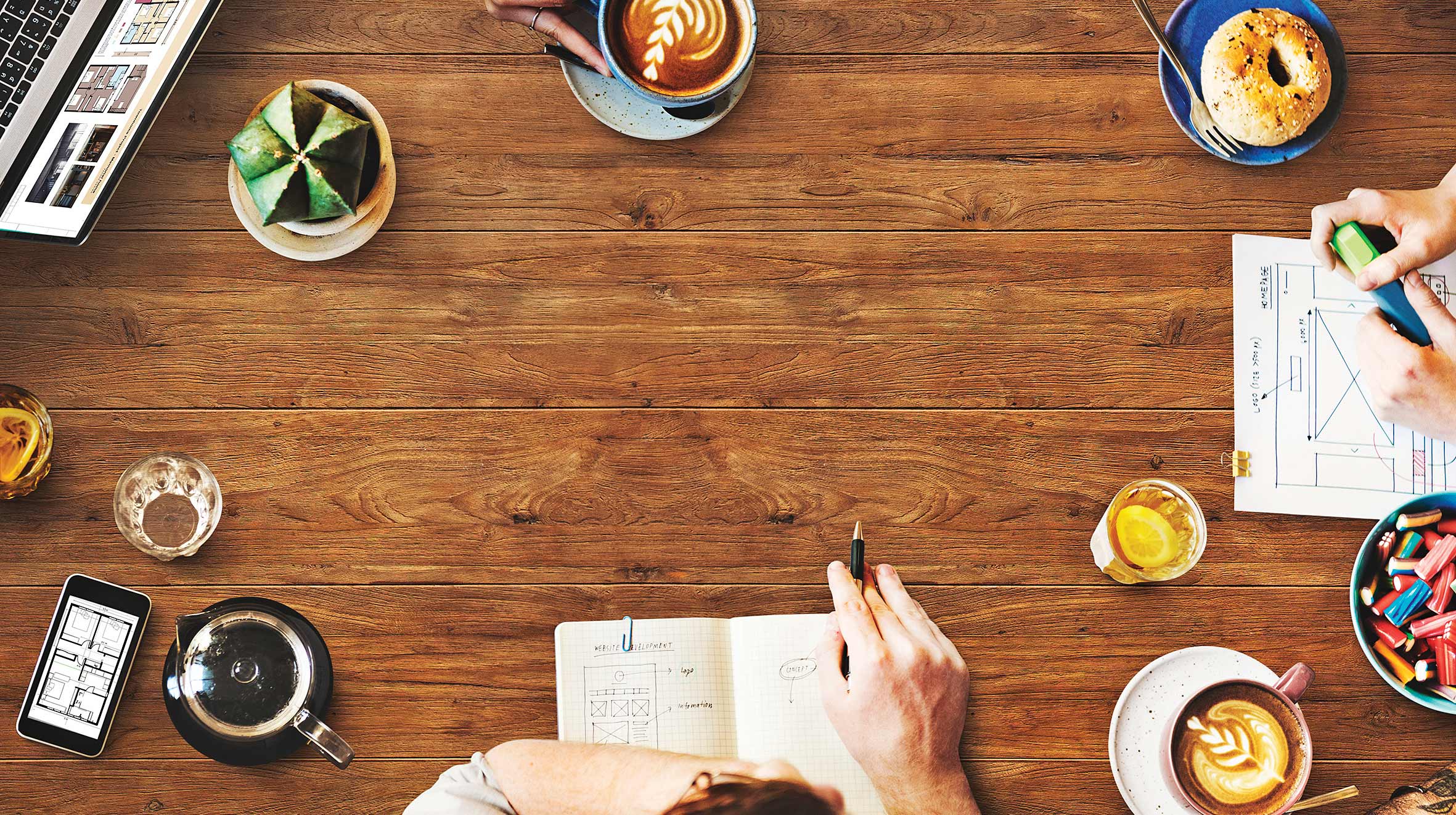 دورهمی بیگانه ها