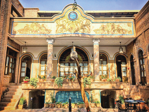 قصه‌ نخستین بالاشهری‌ها