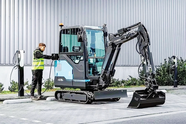 هیوندای بیل مکانیکی می‌سازد