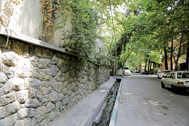 دروس؛ محله‌ای غرق در قنات‌ها