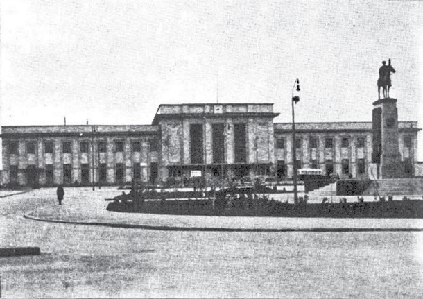 میدانی که بوی سفر می‌دهد