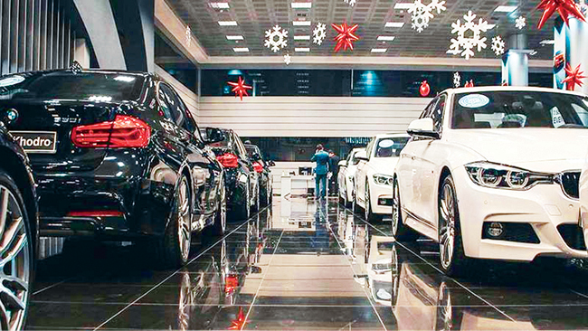 افزایش قیمت خودروهای وارداتی قانونی نیست