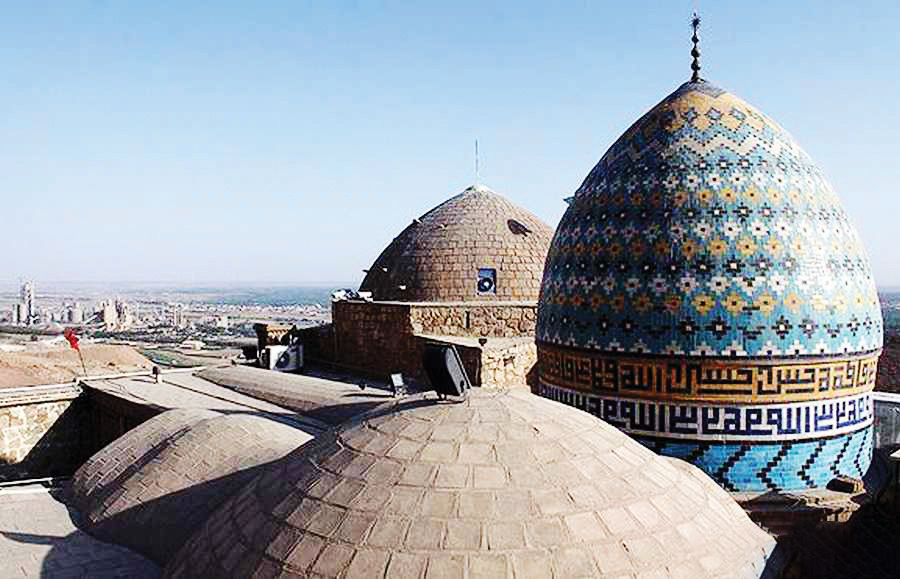 کوهی به نام همسر امام حسینع