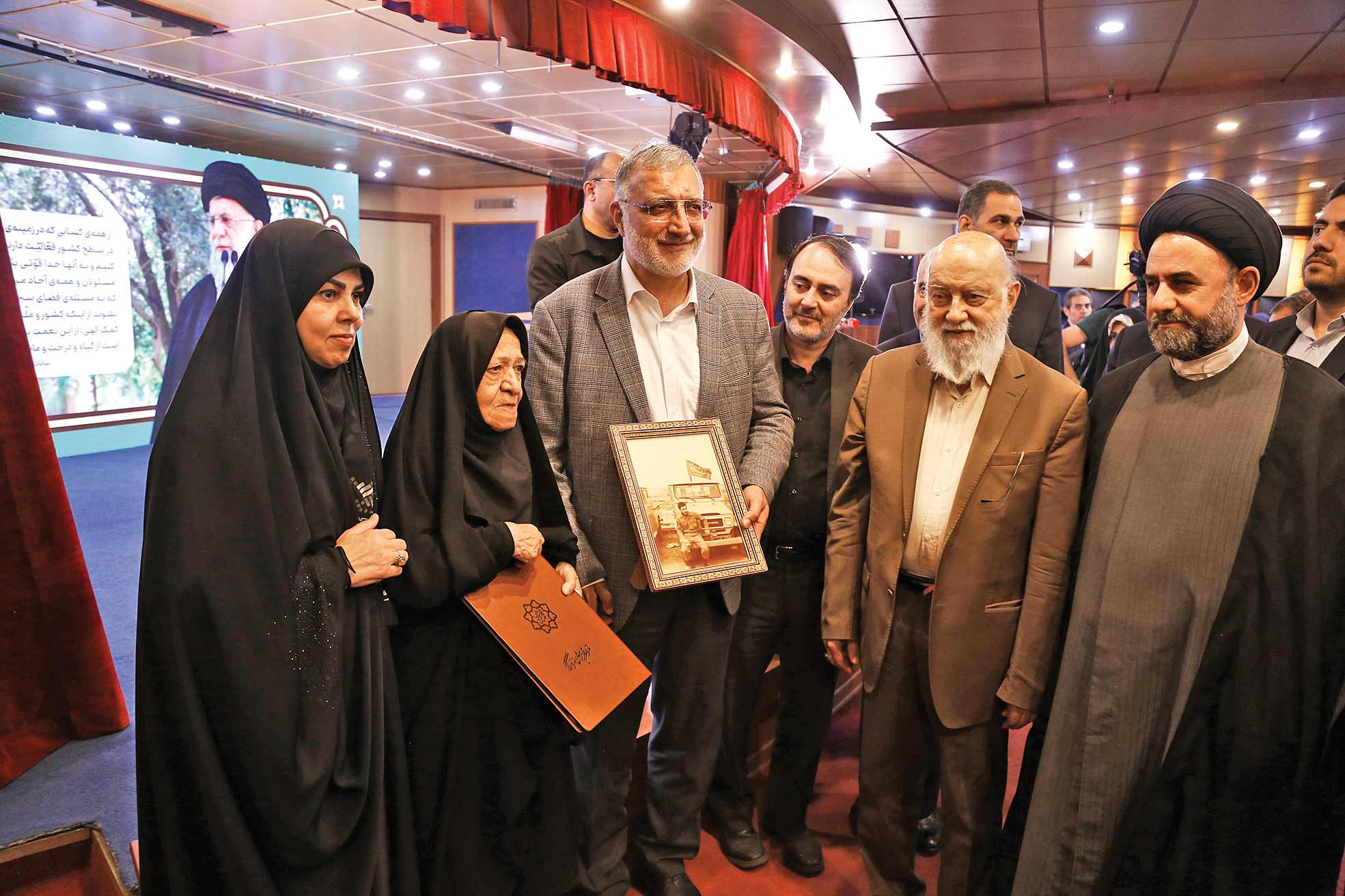 دسترسی شهروندان به گل‌وگیاه بیشتر می‌شود