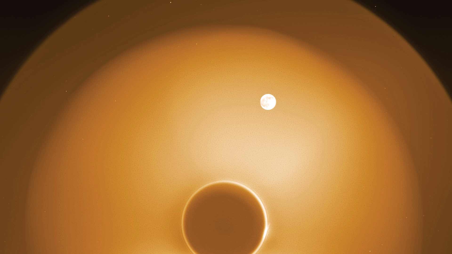 تصویر هیجان‌انگیز از خورشید و ماه