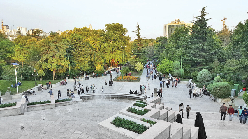 بوستان «بلوار کنار جاده»