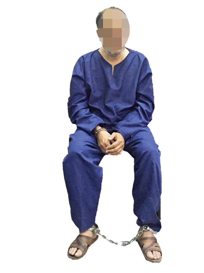 طناب دار بر گردن مرد متجاوز