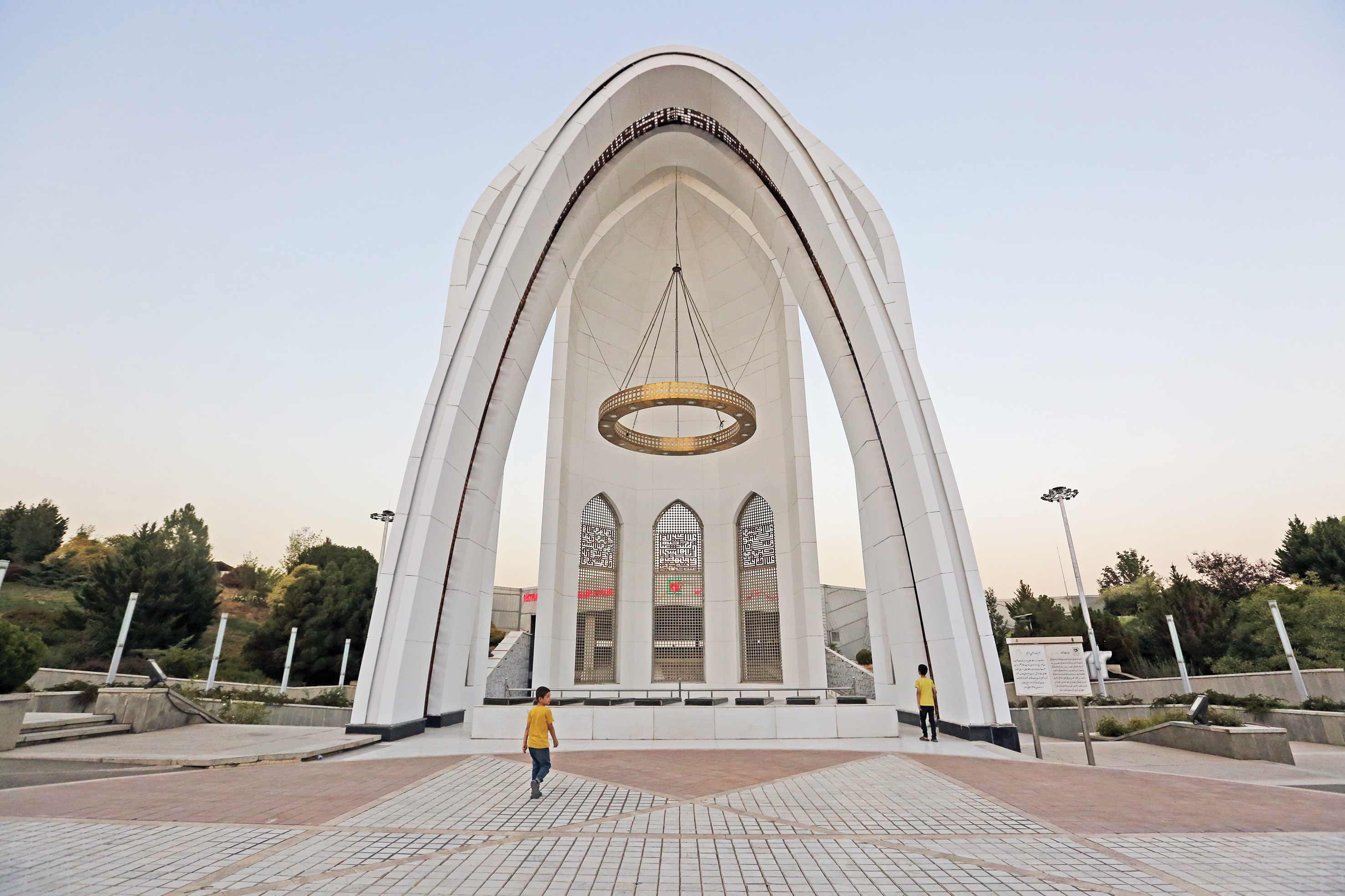 اینجا خانه مقاومت است